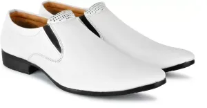 Stylish White Footwear for Men’s Special Occasions